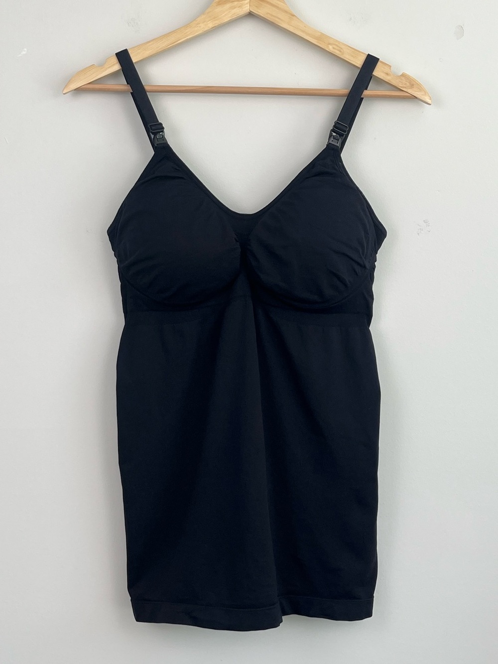 Kindred Bravely black maternity nursing padded tank, XL.